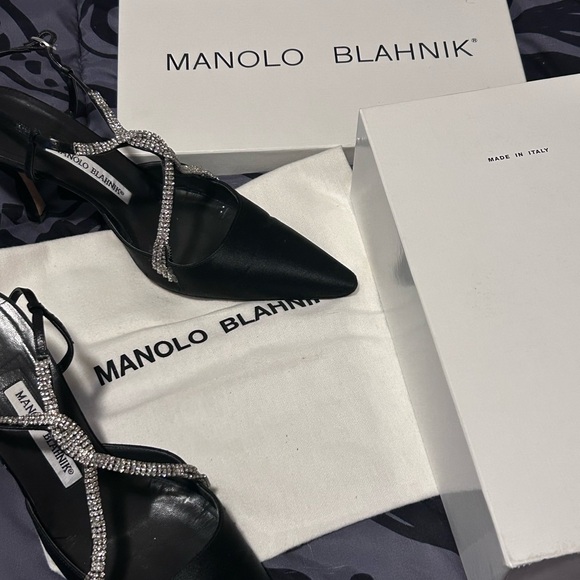 Manolo Blahnik Shoes - Manolo Blahnik Italian Craftsmanship